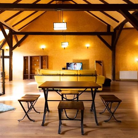 The Attic - Large Open-Space In The Old Town Of Brasov, Minutes Away From The Black Church Braşov Exterior foto